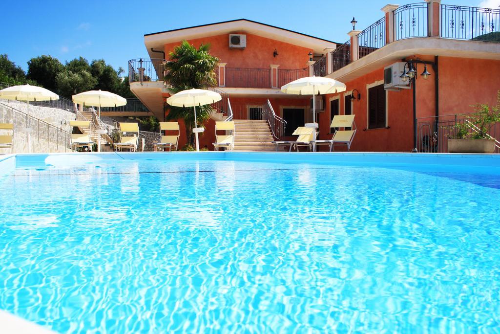 Appartement La Marinella à Palmi Extérieur photo