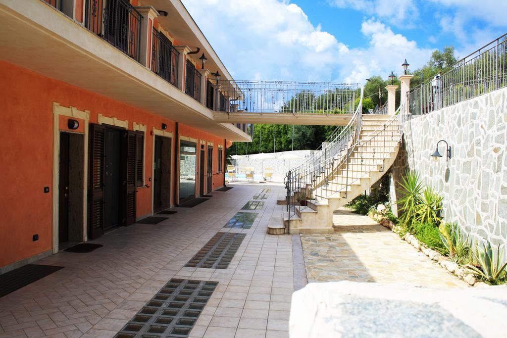 Appartement La Marinella à Palmi Extérieur photo