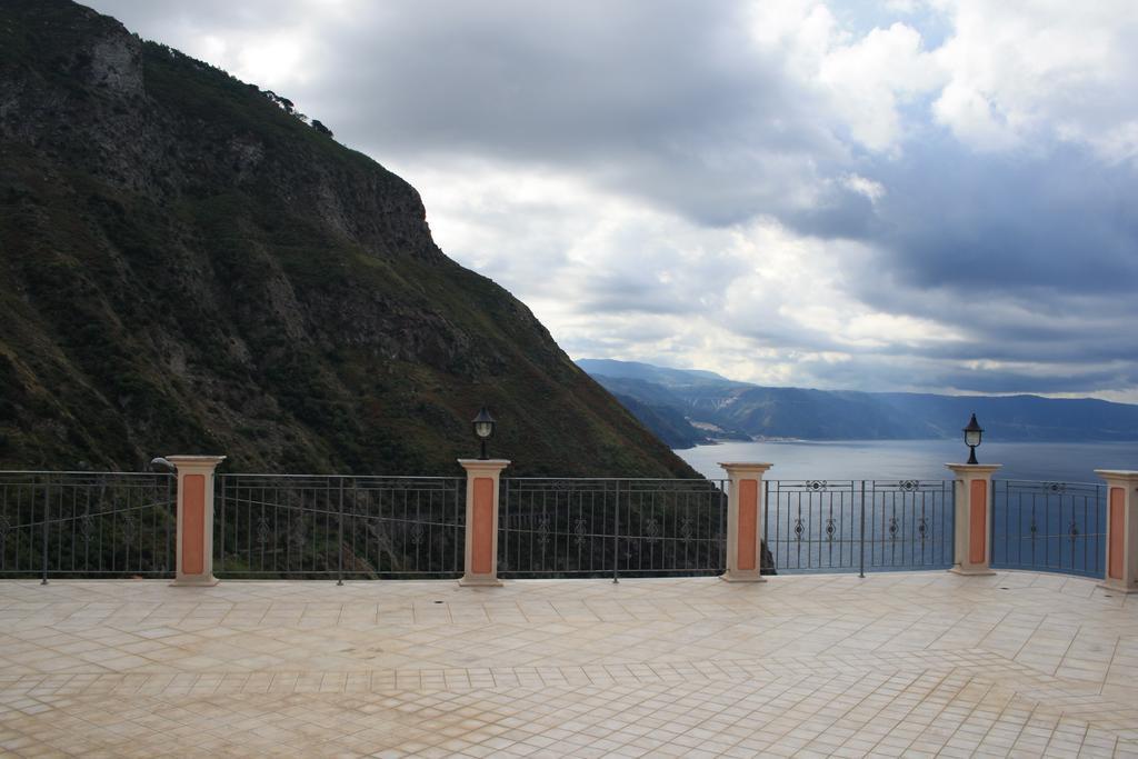 Appartement La Marinella à Palmi Extérieur photo