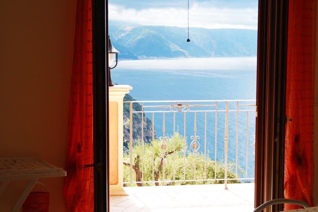 Appartement La Marinella à Palmi Extérieur photo
